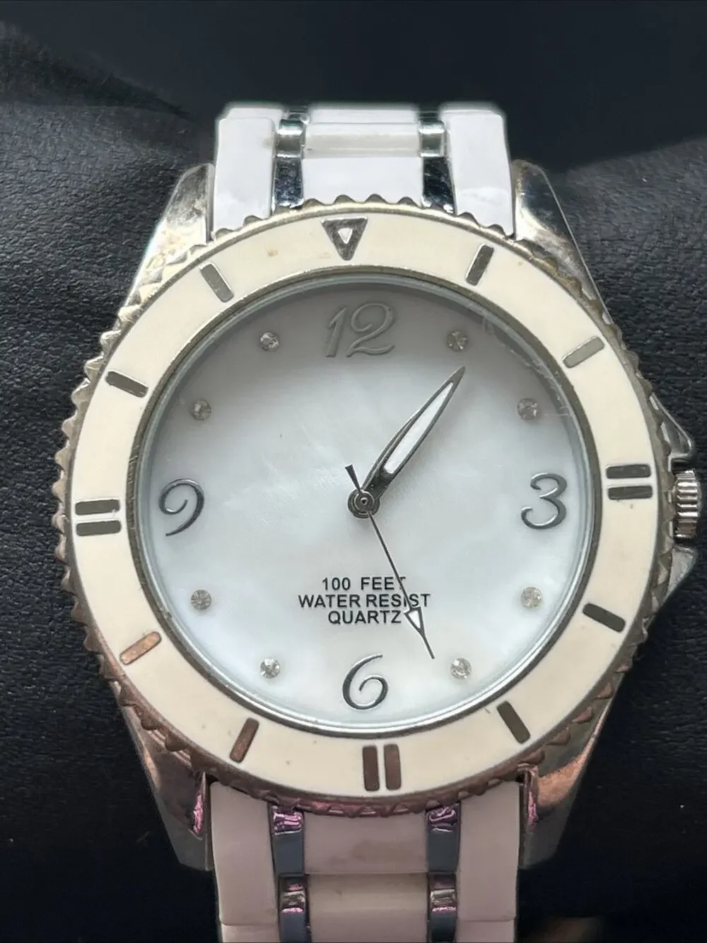 White And Silver Tone Pearlized Dial Women’s Quartz Watch
